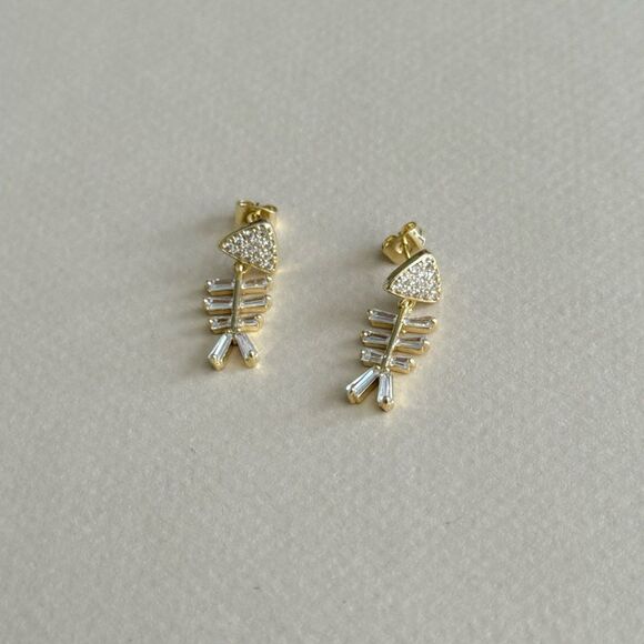 Gold Fishbone Earrings #1765 - Picture 4 of 5